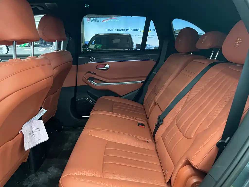 BYD Tang L L 2025 DM 175KM