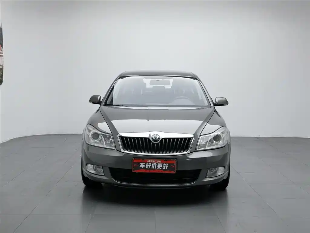 Skoda Octavia 2012 1.6L AT