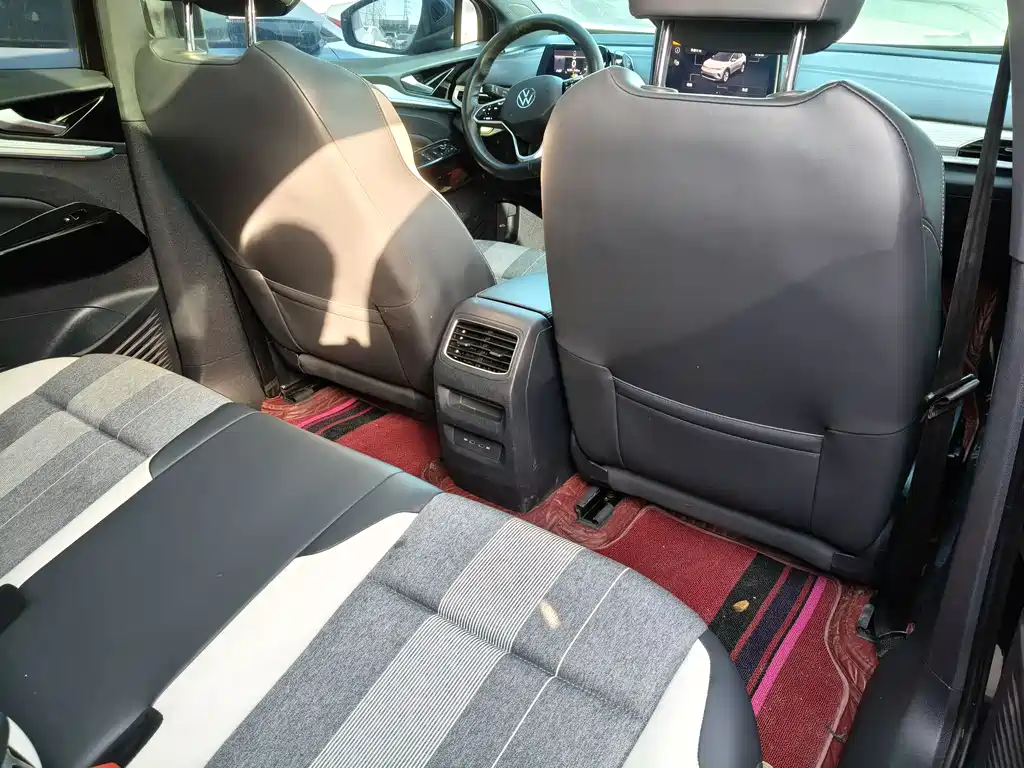 VOLKSWAGEN ID.4 CROZZ