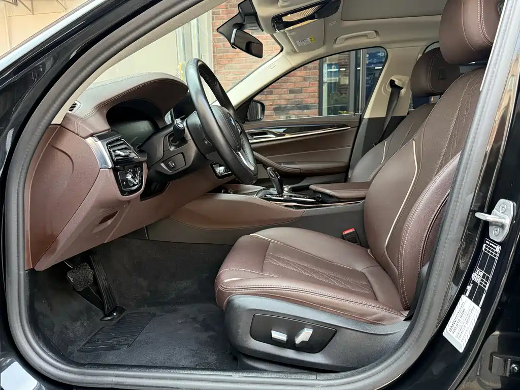 BMW 5 Series 5 2022 525Li M Sport