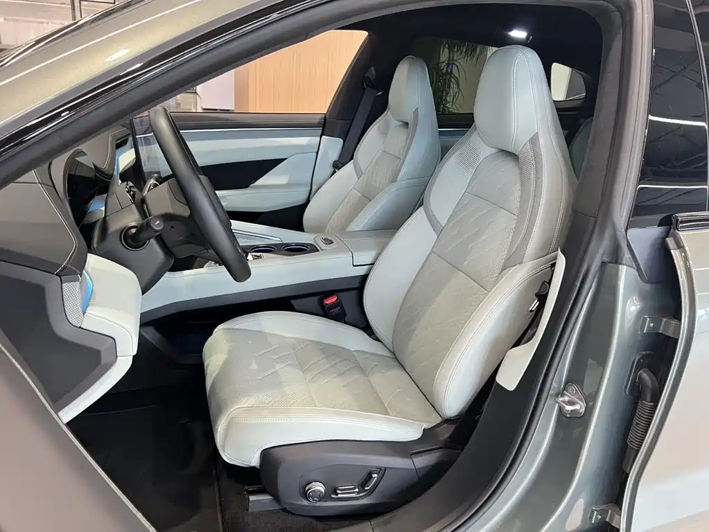 ZEEKR EXTREME KRYPTON 001