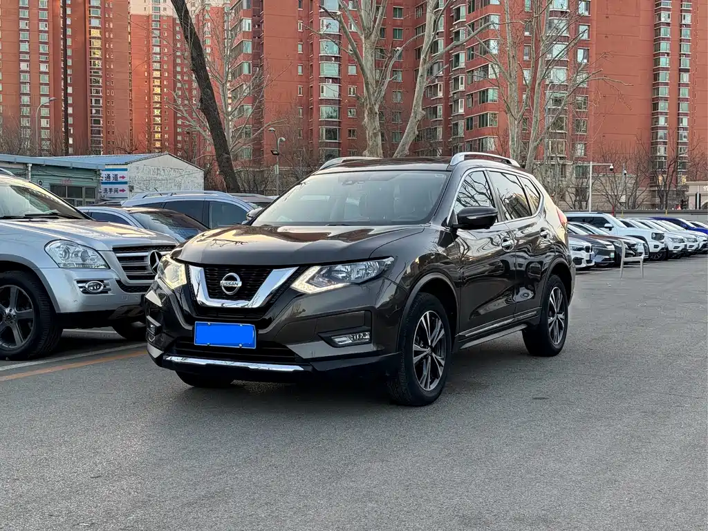 NISSAN QIJUN