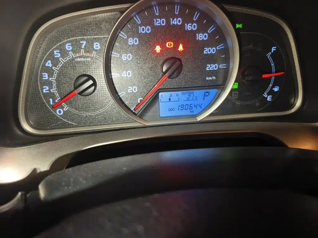 Toyota RAV4 — миниатюра 13