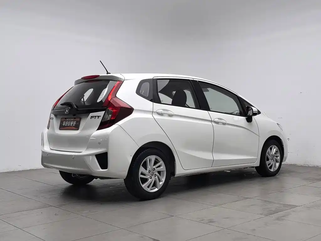 Honda Fit — миниатюра 2