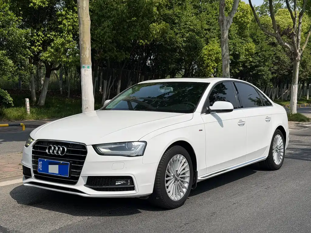Купить Audi A4L