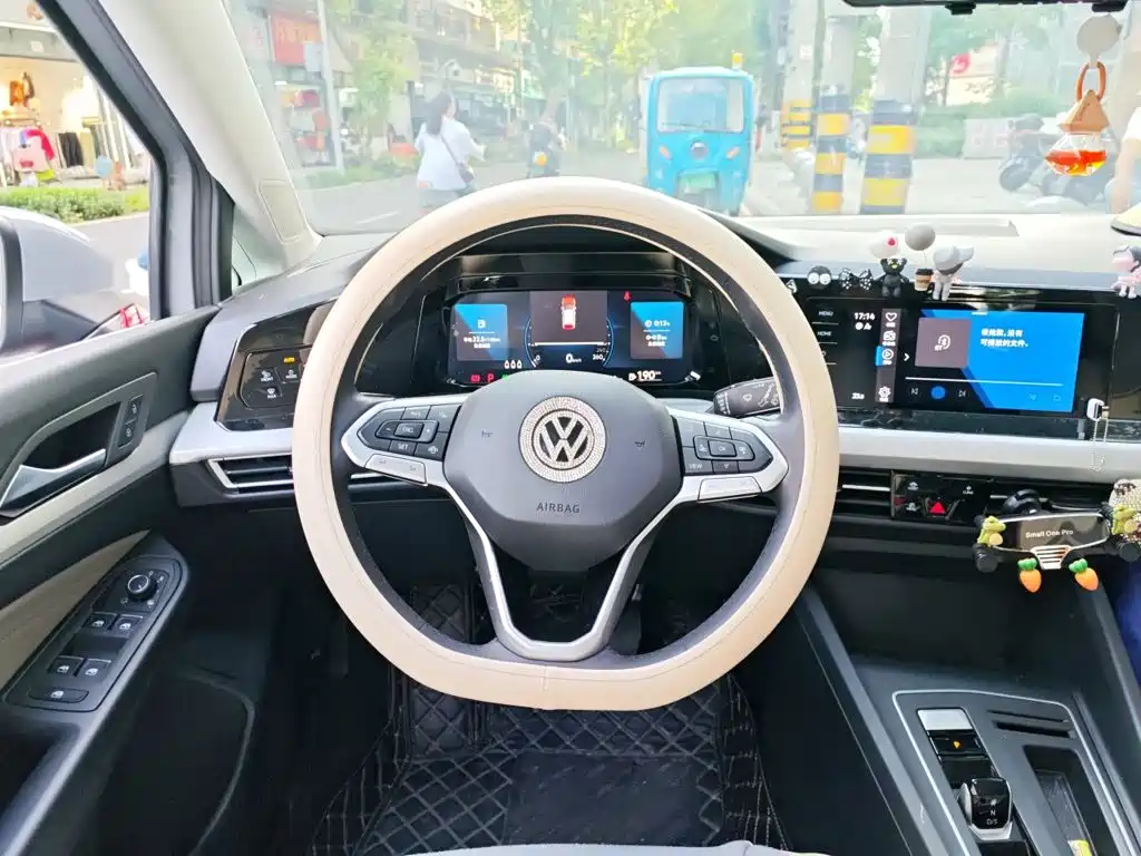 Volkswagen Golf — миниатюра 6
