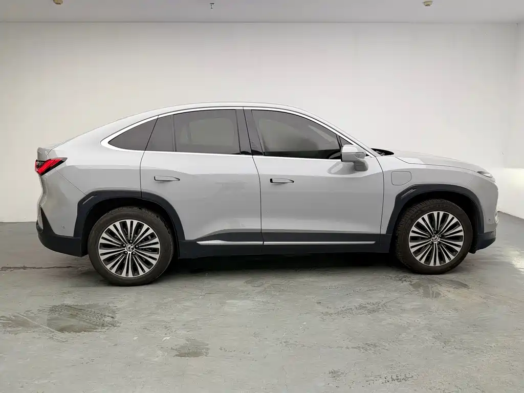 NIO EC6 — миниатюра 14