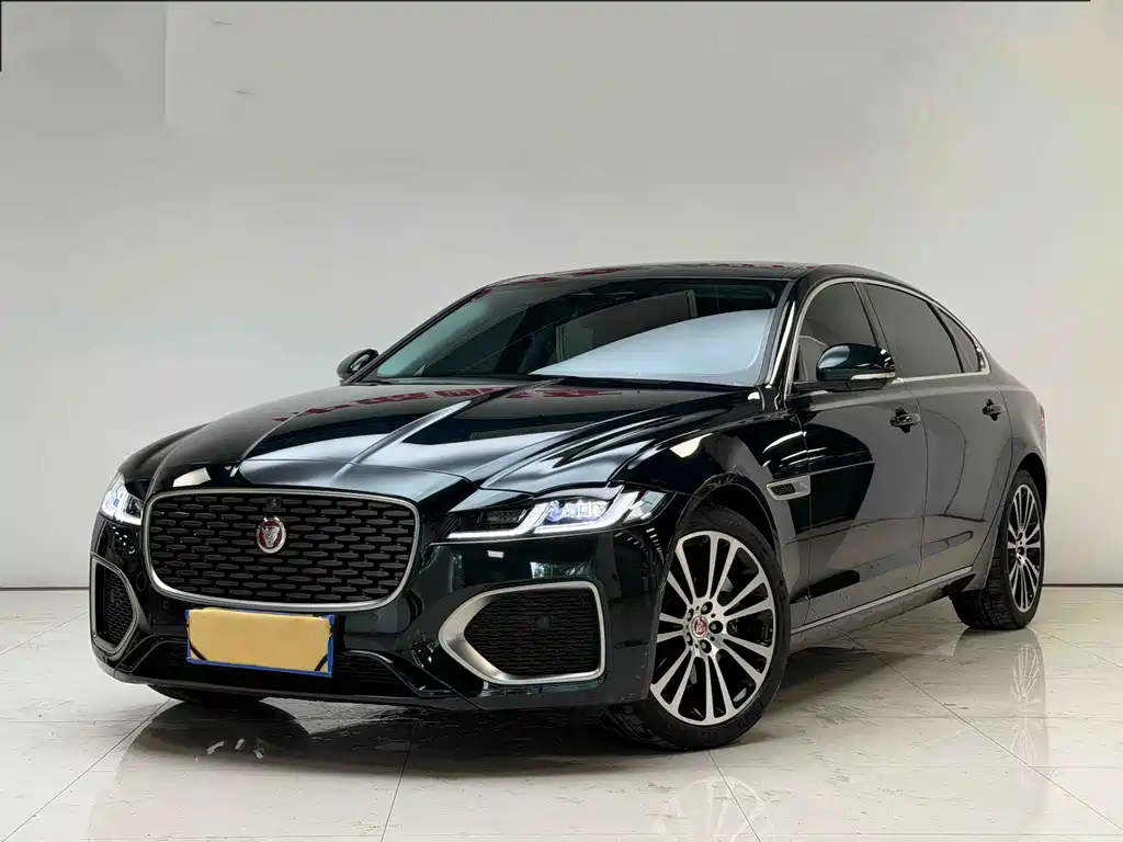 Купить Jaguar XFL