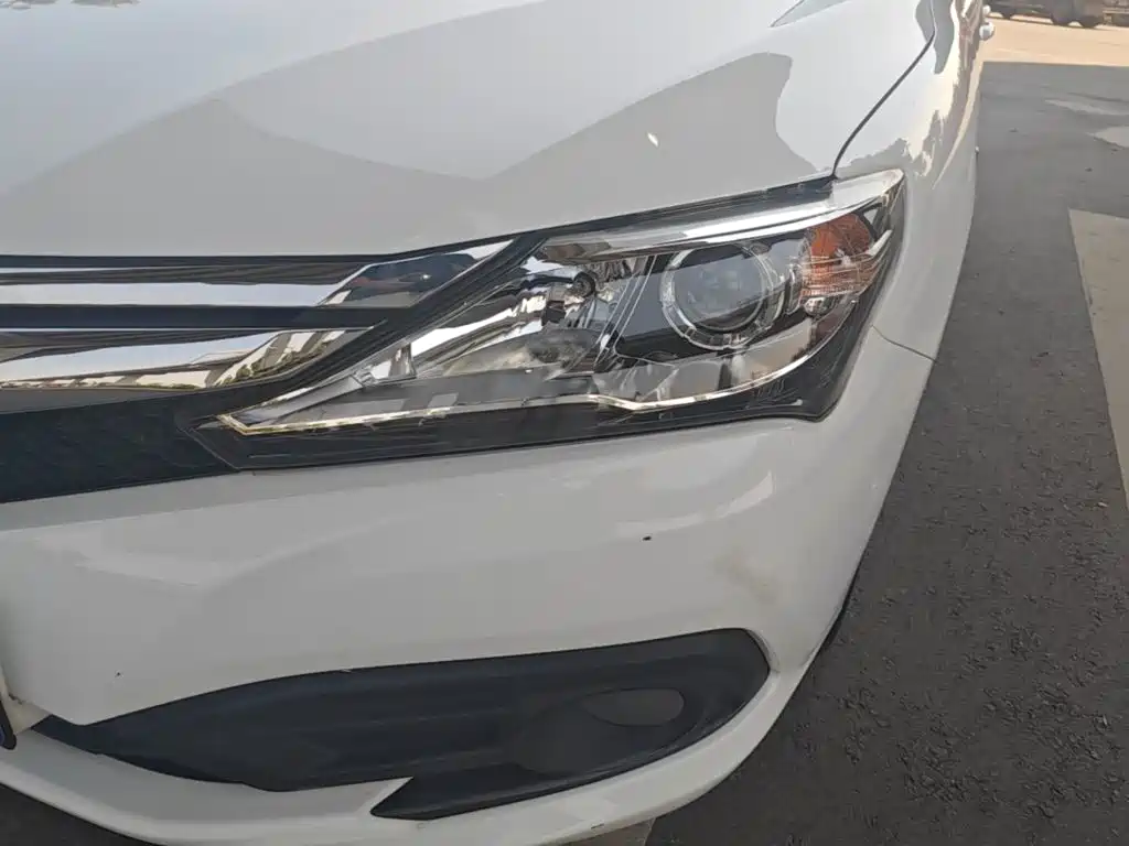 BYD F3 — миниатюра 24
