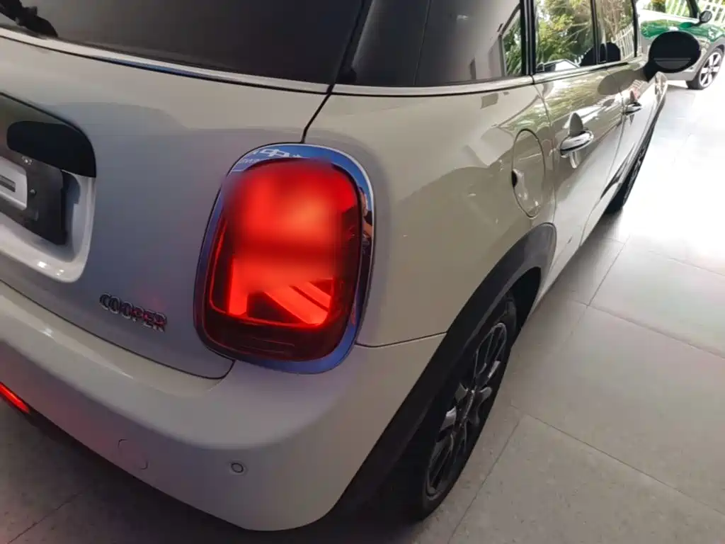 MINI Mini — миниатюра 8