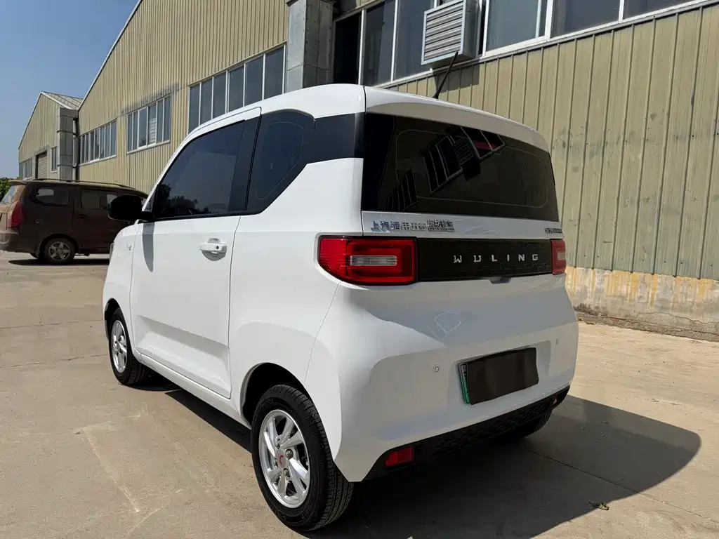 Wuling MINIEV — миниатюра 5