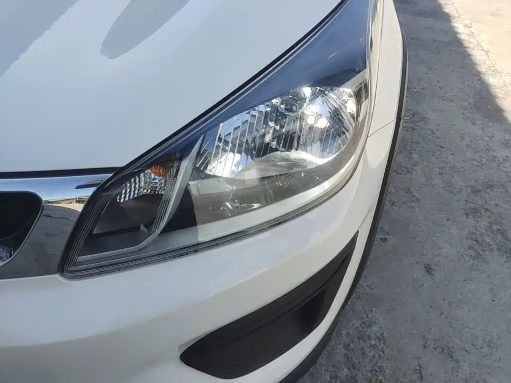Kia KX Cross — миниатюра 24