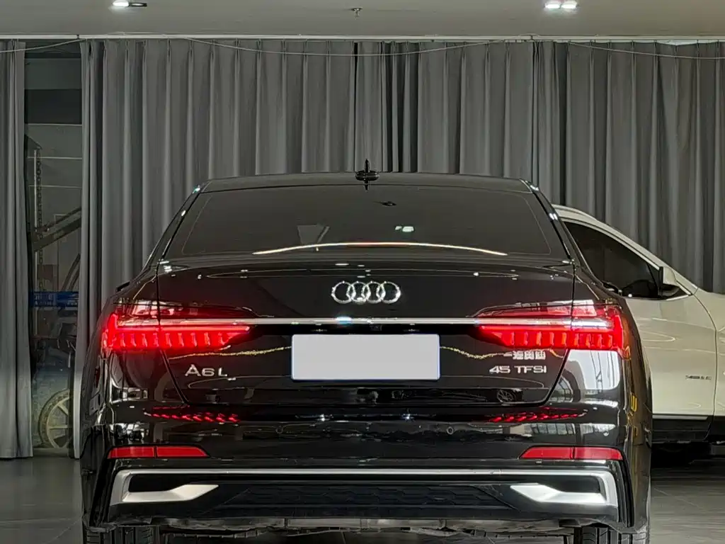 Audi A6L — миниатюра 8