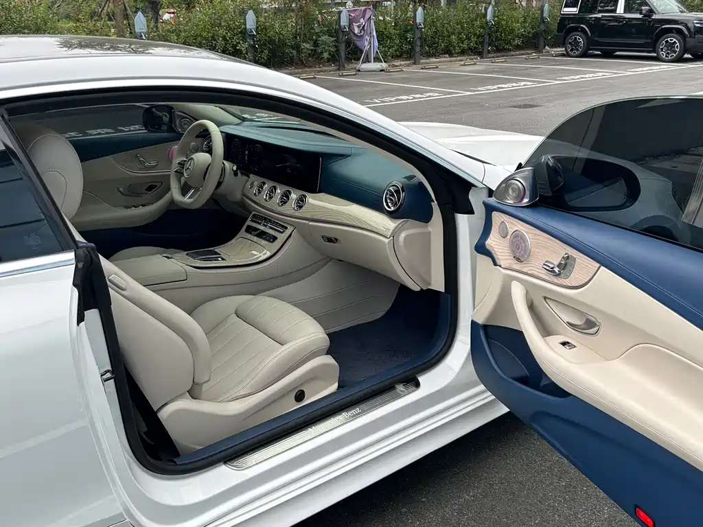 Mercedes-Benz E-Class (Import) — миниатюра 7