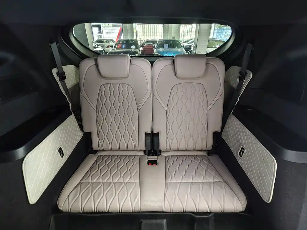 BYD Tang New Energy — миниатюра 8