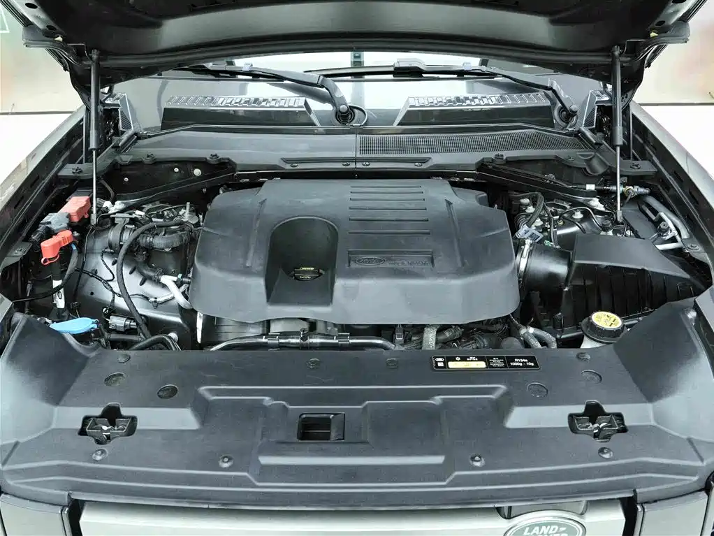 Land Rover Defender — миниатюра 20