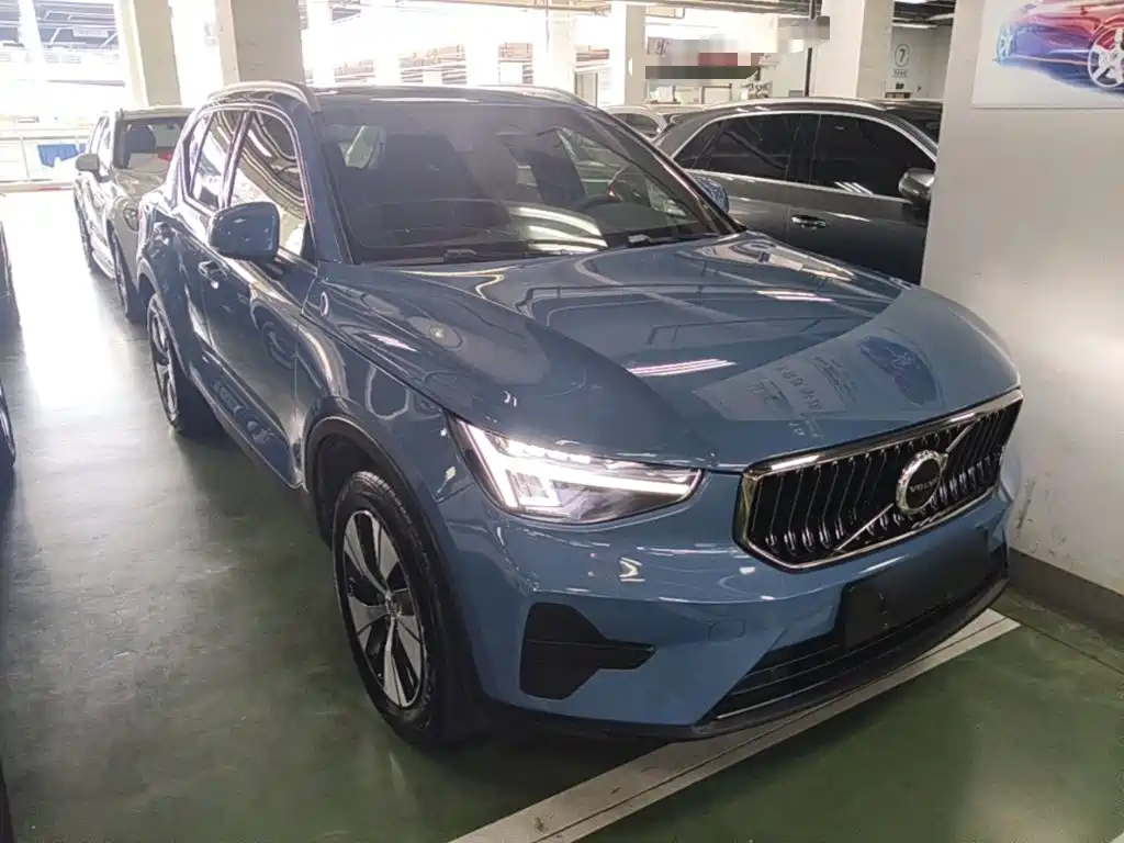 Volvo XC40 — миниатюра 4