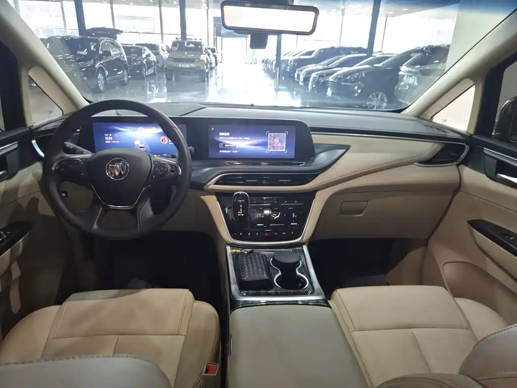 Buick GL8 — миниатюра 4