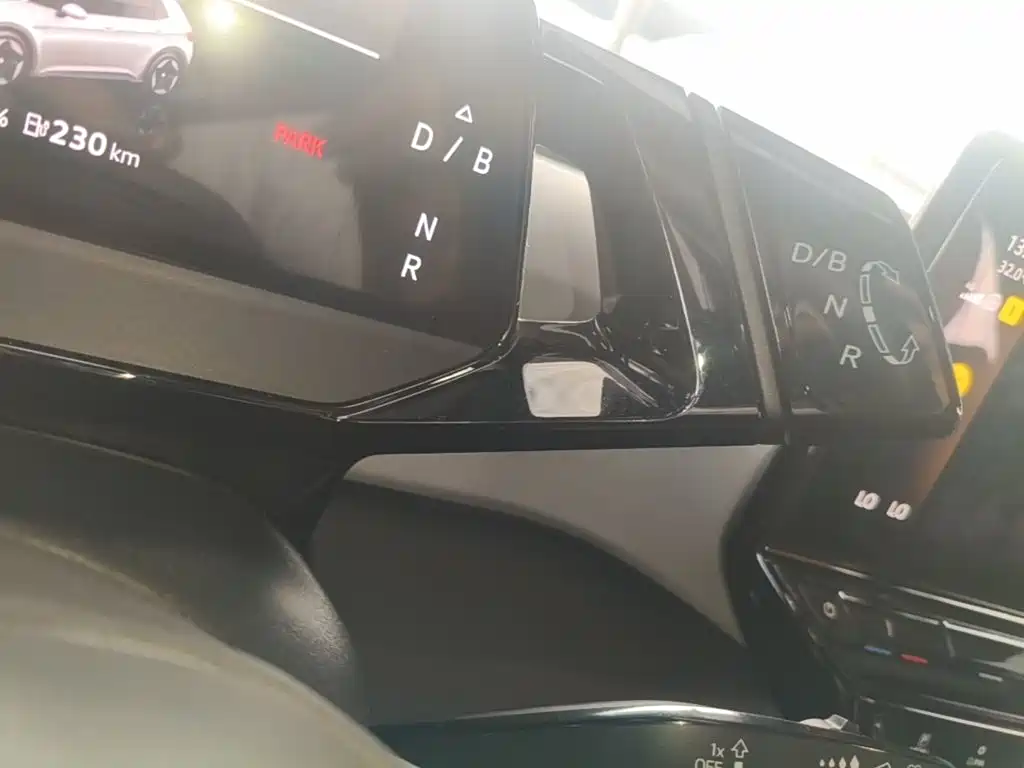 Volkswagen ID.3 — миниатюра 14