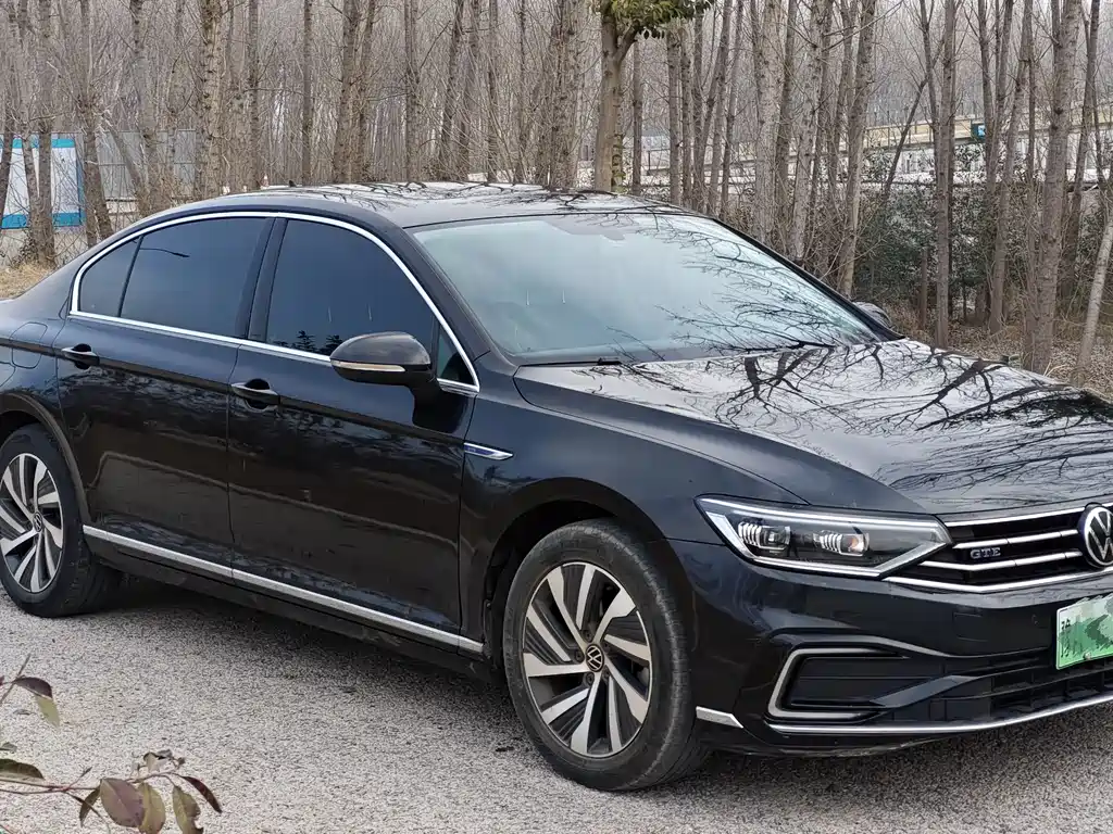 VOLKSWAGEN MAGOTAN GTE PLUG IN HYBRID