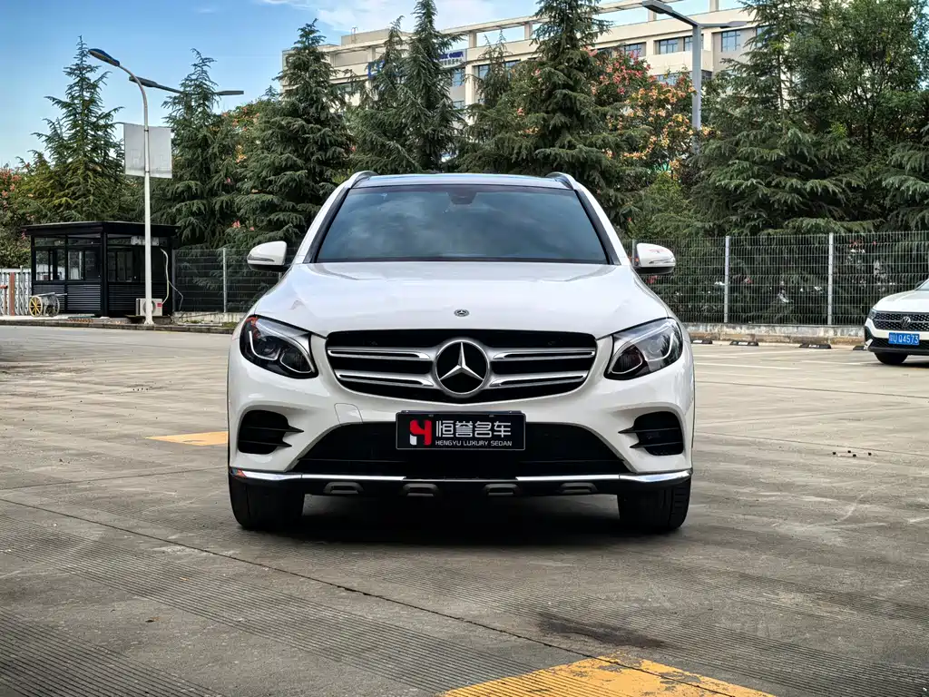 MERCEDES-BENZ GLC