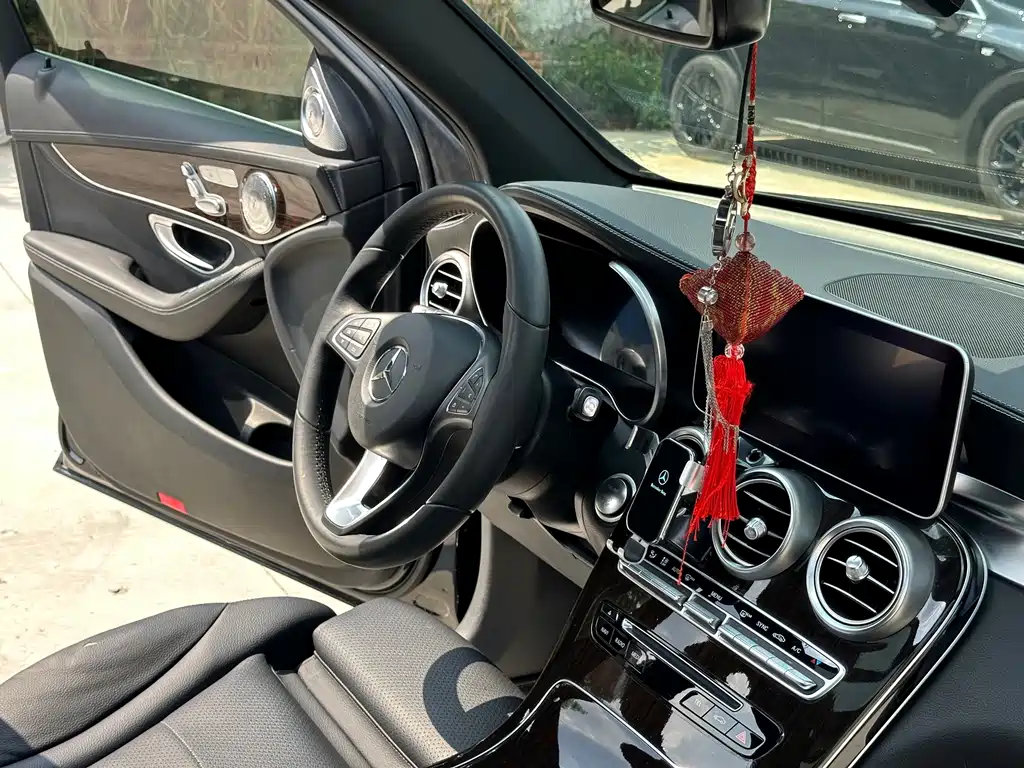 Mercedes-Benz GLC — миниатюра 14
