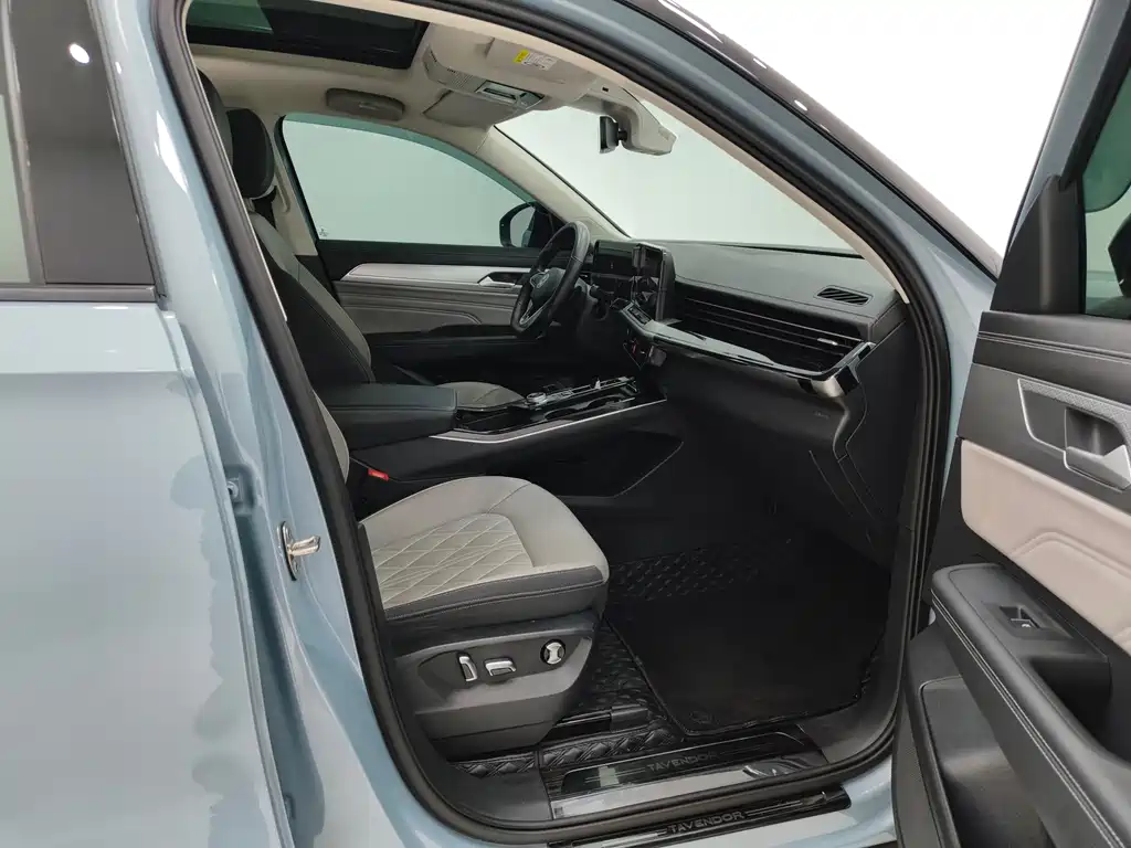 VOLKSWAGEN RANGE PATROL