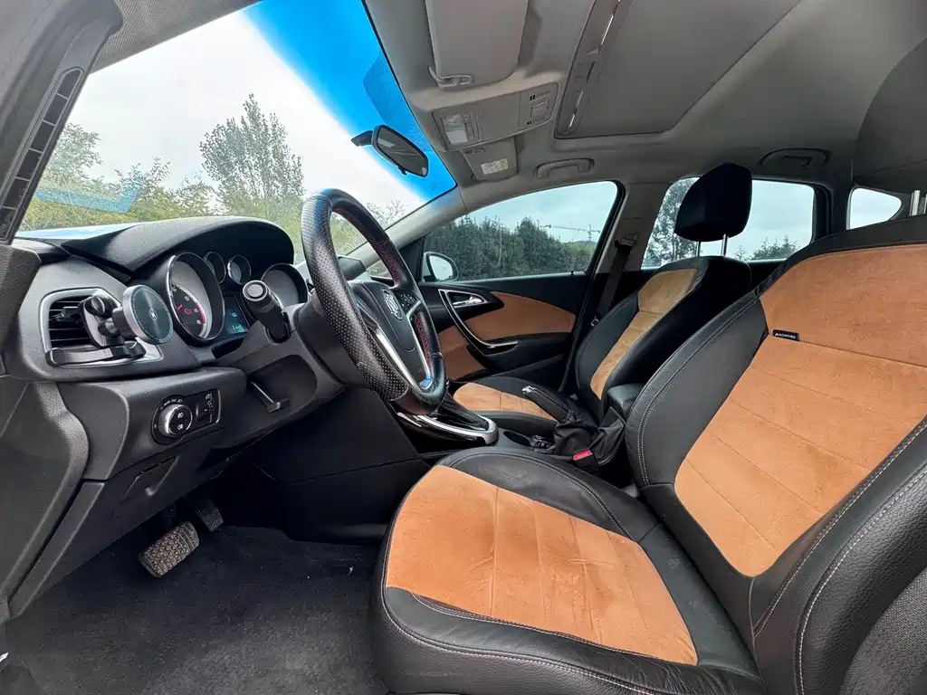Buick Excelle — миниатюра 7