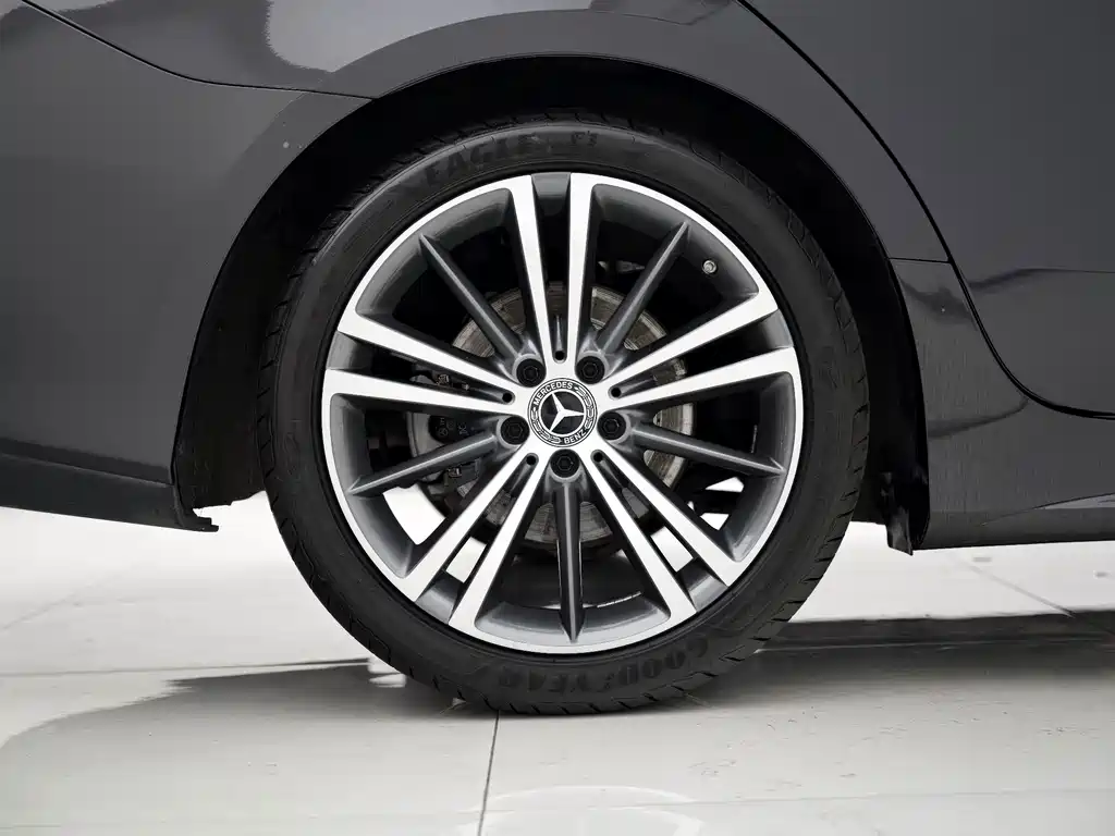 Mercedes-Benz CLS — миниатюра 23
