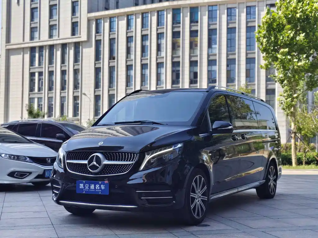 Mercedes-Benz V-Class