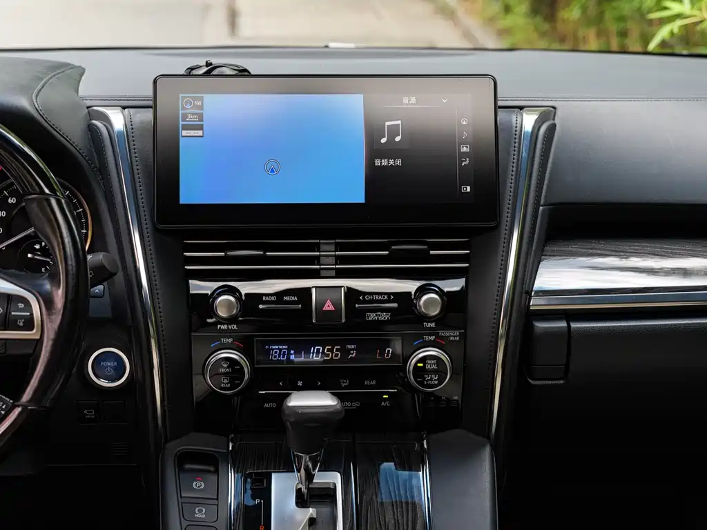 Lexus LM — фотографии объявления, Фото 16
