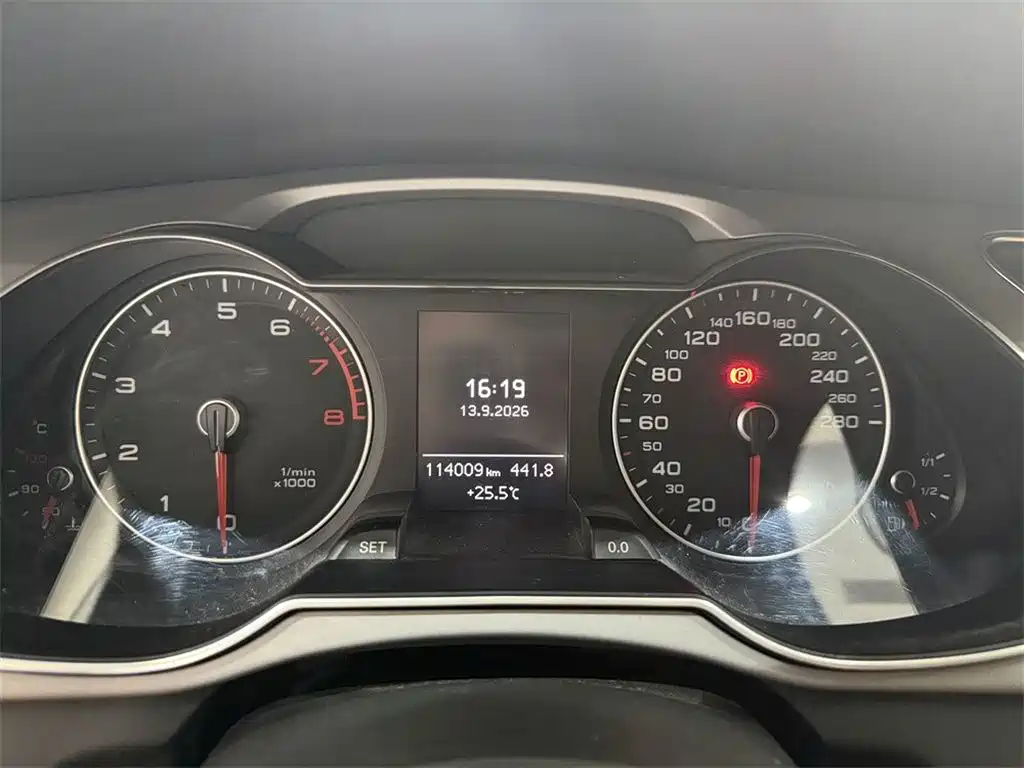 Audi A4L — миниатюра 10