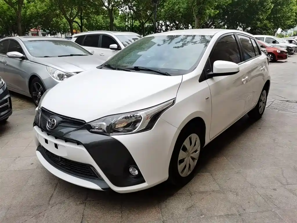 Toyota Yaris L 2016