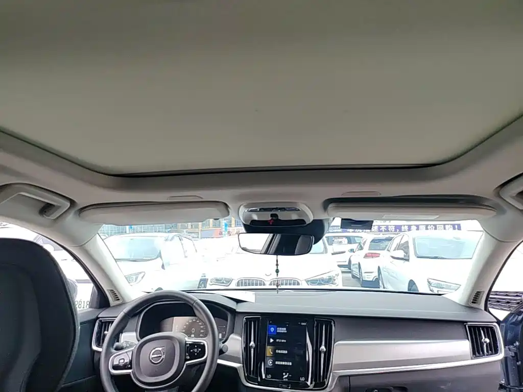 Volvo S90 — миниатюра 18