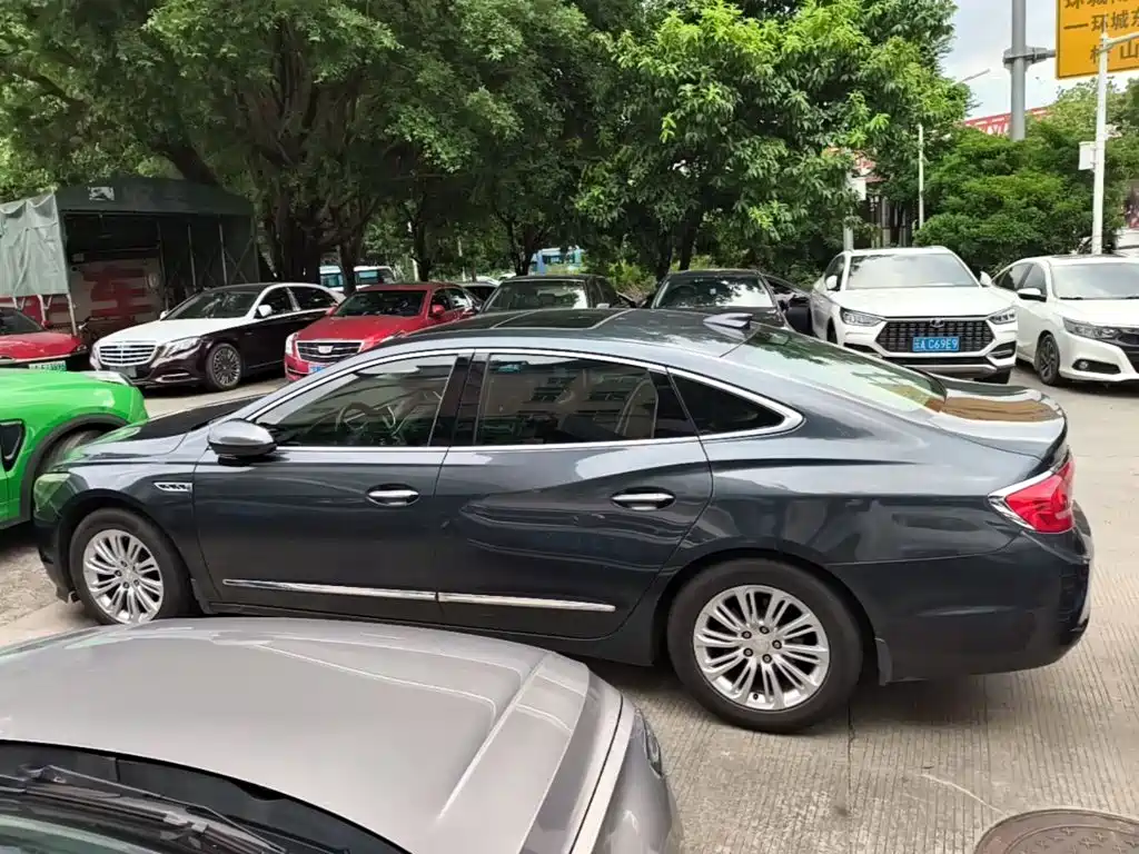 Buick LaCrosse — миниатюра 5