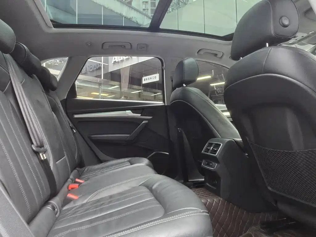Audi Q5L — миниатюра 11