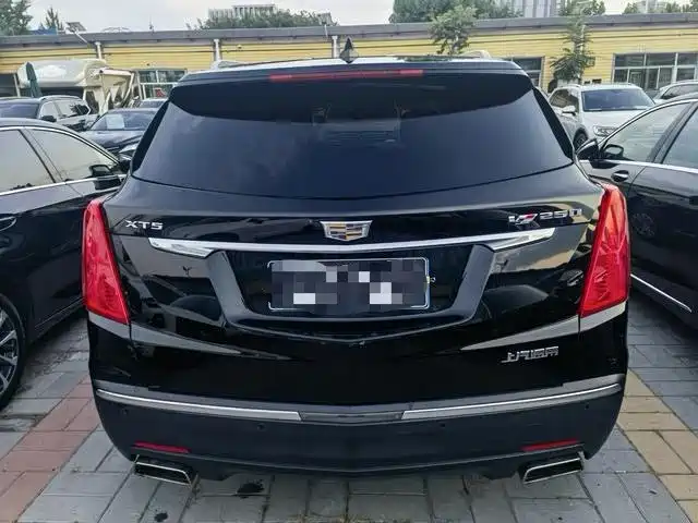 Cadillac XT5 — миниатюра 5