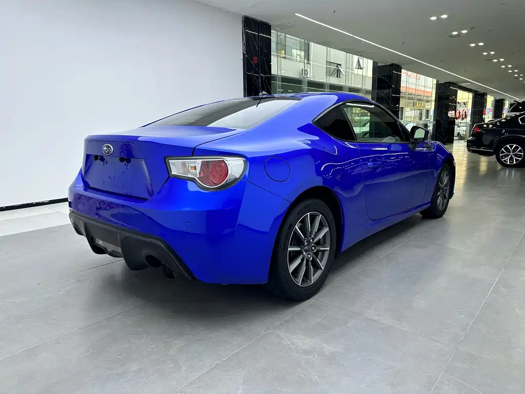 Subaru BRZ — миниатюра 3