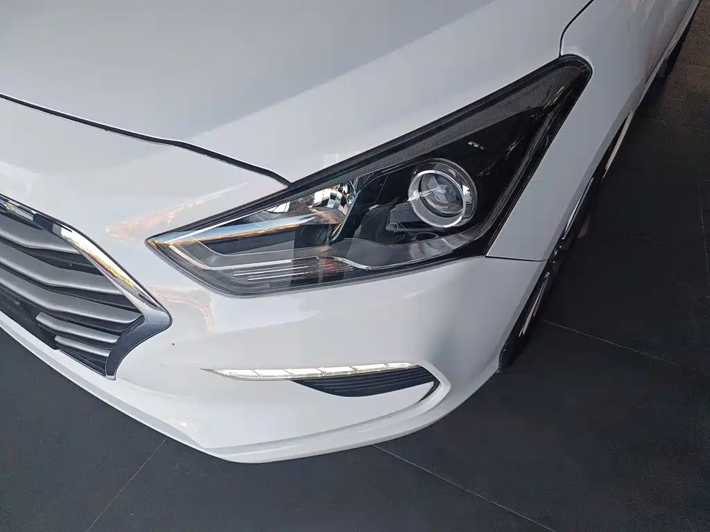 Hyundai Mistra — миниатюра 24