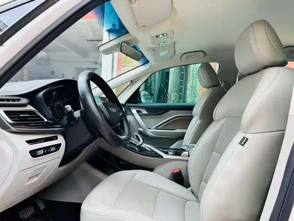 Geely Jia Ji — миниатюра 7