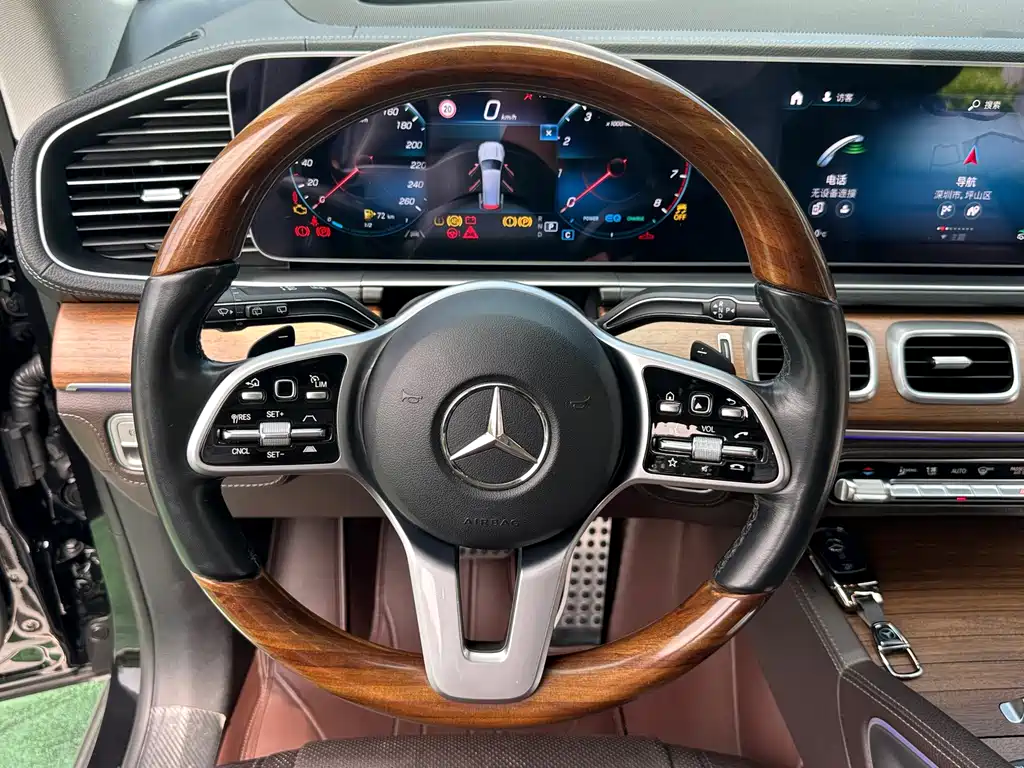 Mercedes-Benz GLS — миниатюра 15