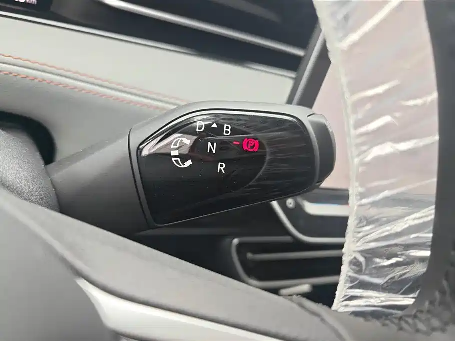 VOLKSWAGEN ID.7 VIZZION