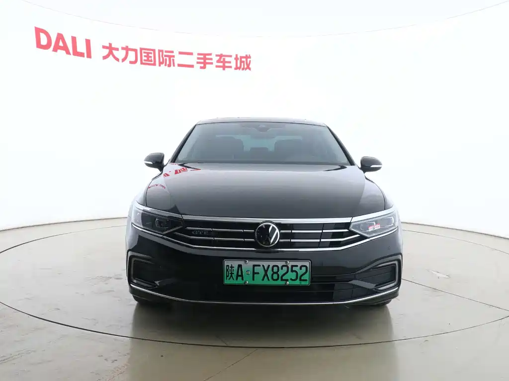 VOLKSWAGEN MAGOTAN GTE PLUG IN HYBRID