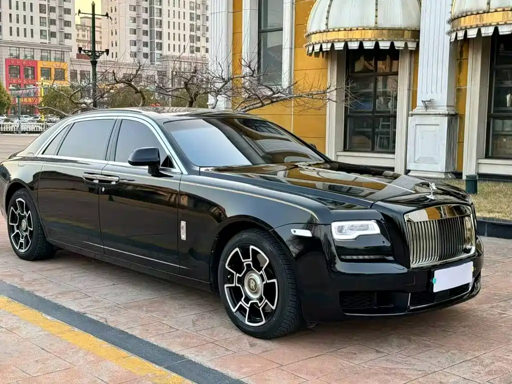 Rolls-Royce Ghost — миниатюра 3