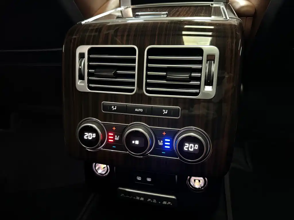 Land Rover Range Rover — миниатюра 38