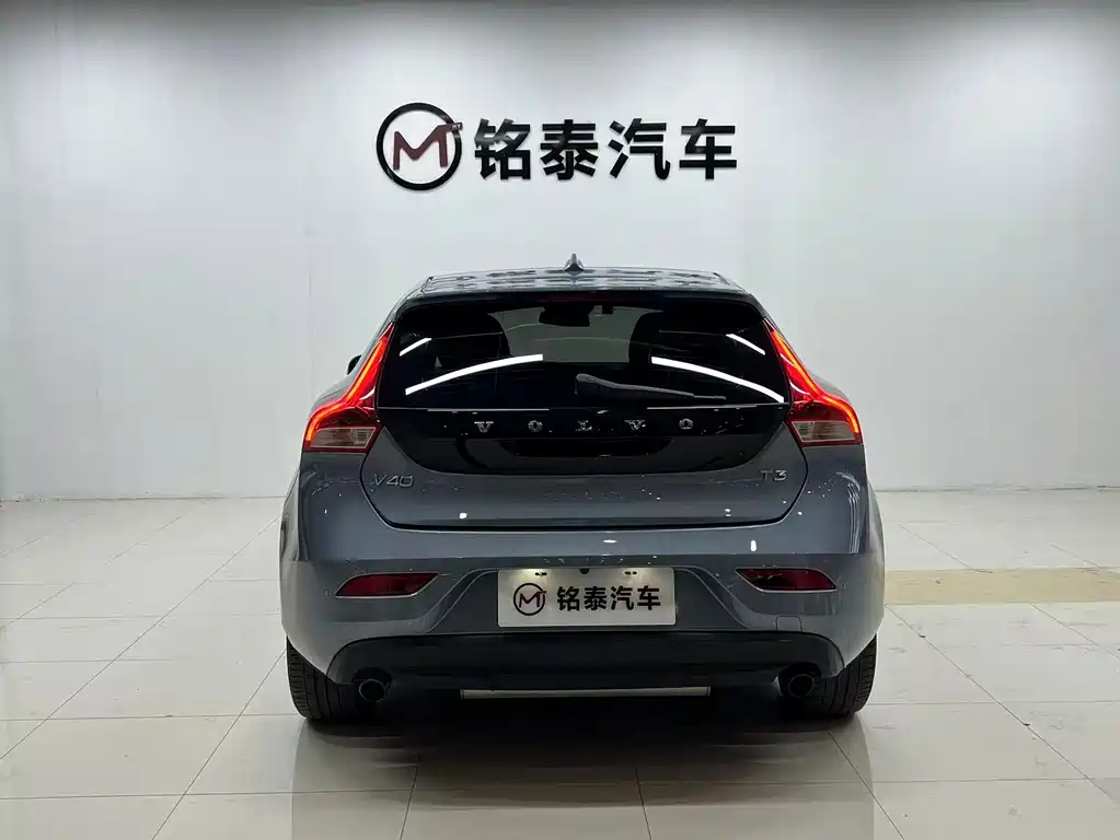 Volvo V40 — миниатюра 9