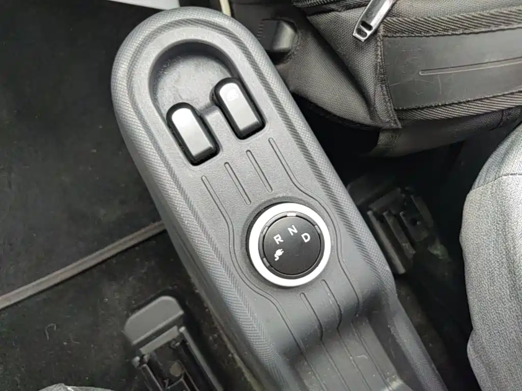 Wuling MINIEV — миниатюра 14