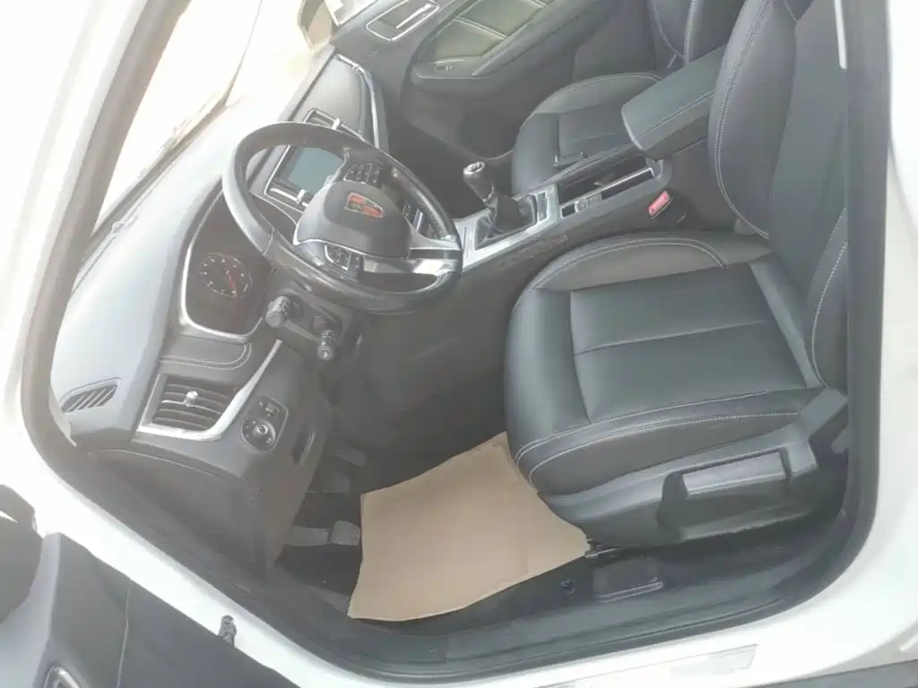 Roewe RX5 — миниатюра 15
