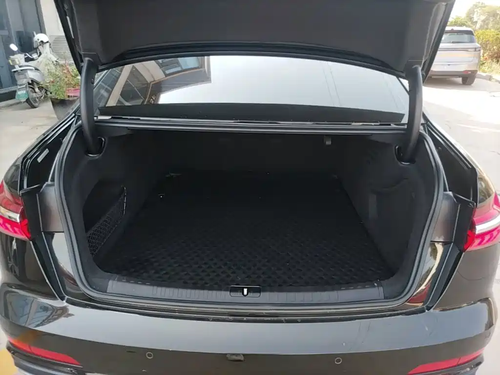 Audi A6L — миниатюра 19