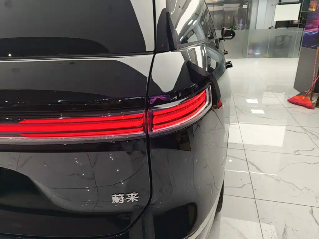 NIO ES8 — миниатюра 8